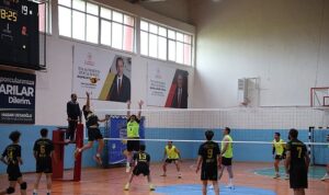 Konya Büyükşehirin Voleybol Turnuvasında 25 İlçede 2.460 Sporcu Heyecana Ortak Oluyor