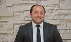 İHSAN TAŞ BİYOGRAFİ
