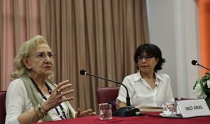 İnci Aral Nilüfer’de okurlarıyla buluştu