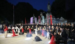 İnegöl Belediyesi TSM Korosundan Unutulmaz Konser