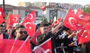 Keçiören’de Millî Heyecan Dev Ekranda Yaşandı