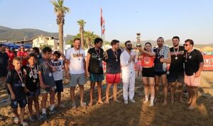 Sahil, Güneş ve Voleybol
